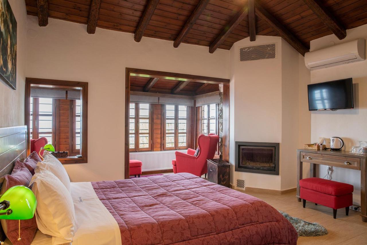 Guesthouse Ourania パライオス・パンテレイモン エクステリア 写真
