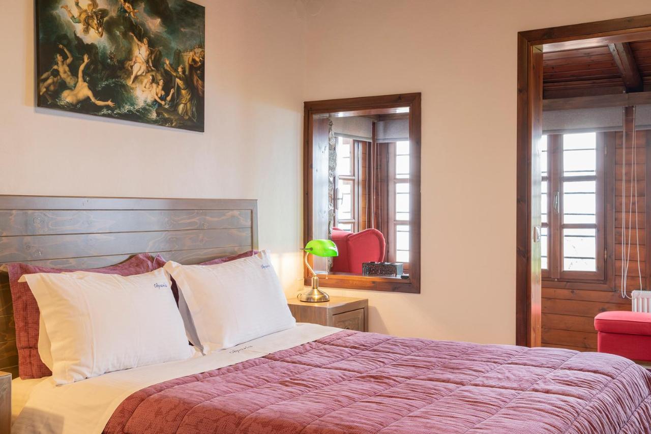 Guesthouse Ourania パライオス・パンテレイモン エクステリア 写真